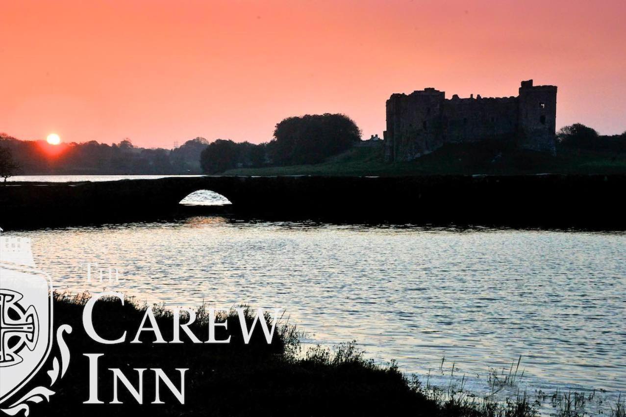 Carew Inn Eksteriør billede