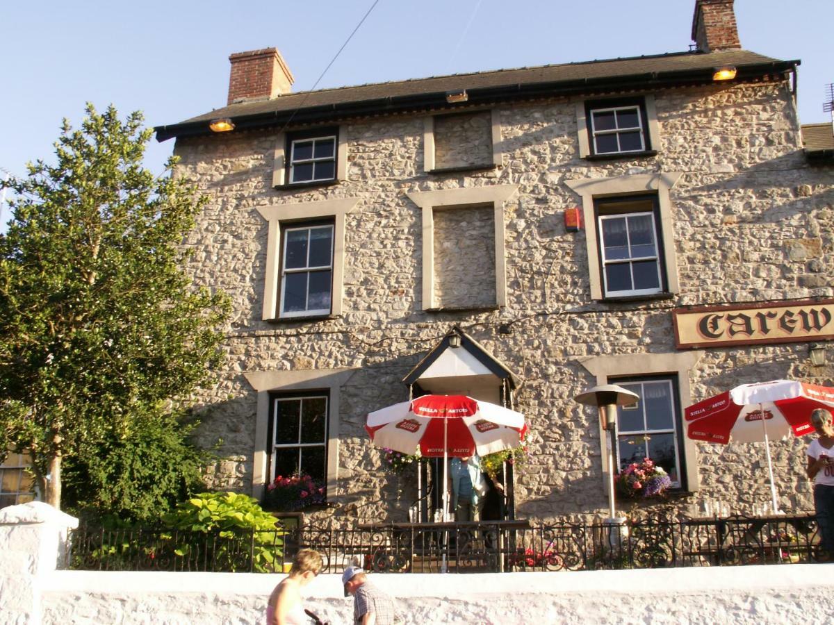 Carew Inn Eksteriør billede